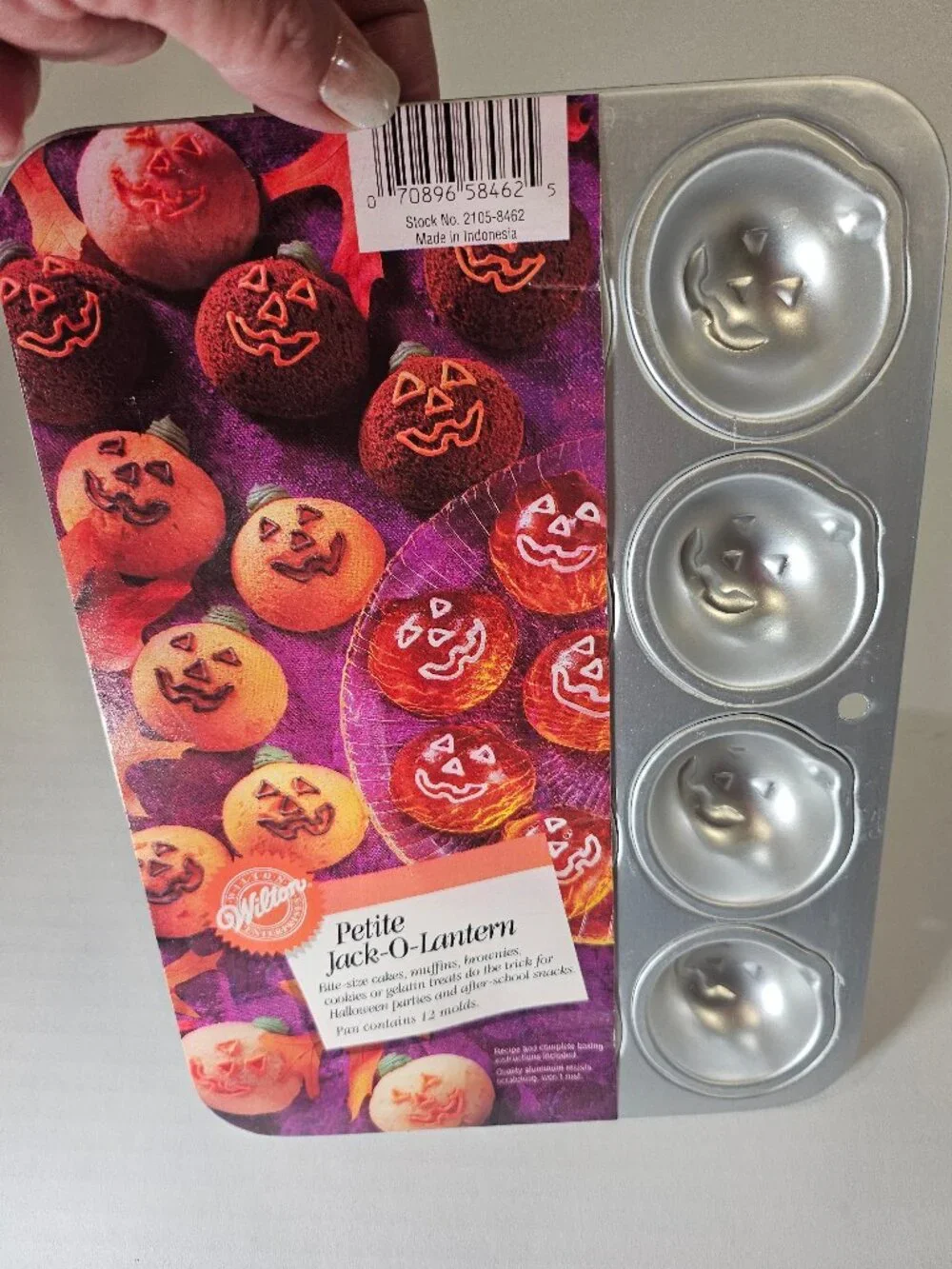 Vintage 1994 Wilton Petite Jack O Lantern Mini Cake Muffin Pan 12 Cavity NOS